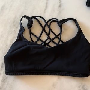 Lululemon free to be sports bra size 6